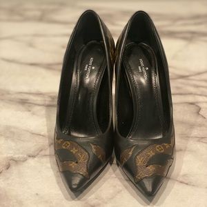 Louis Vuitton Nude Patent Leather First Lady Pumps US 7.5 at 1stDibs